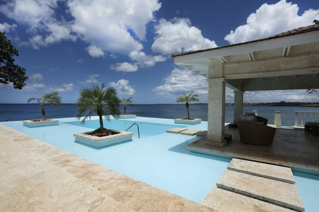 5-hoteles-dominicanos-Forbes-Travel-Guide-2022-MITUR-1024x681.png