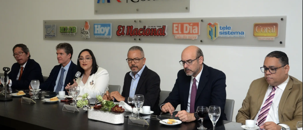 Almuerzo-Corripio-exportaciones-El-Dia-1024x441.png