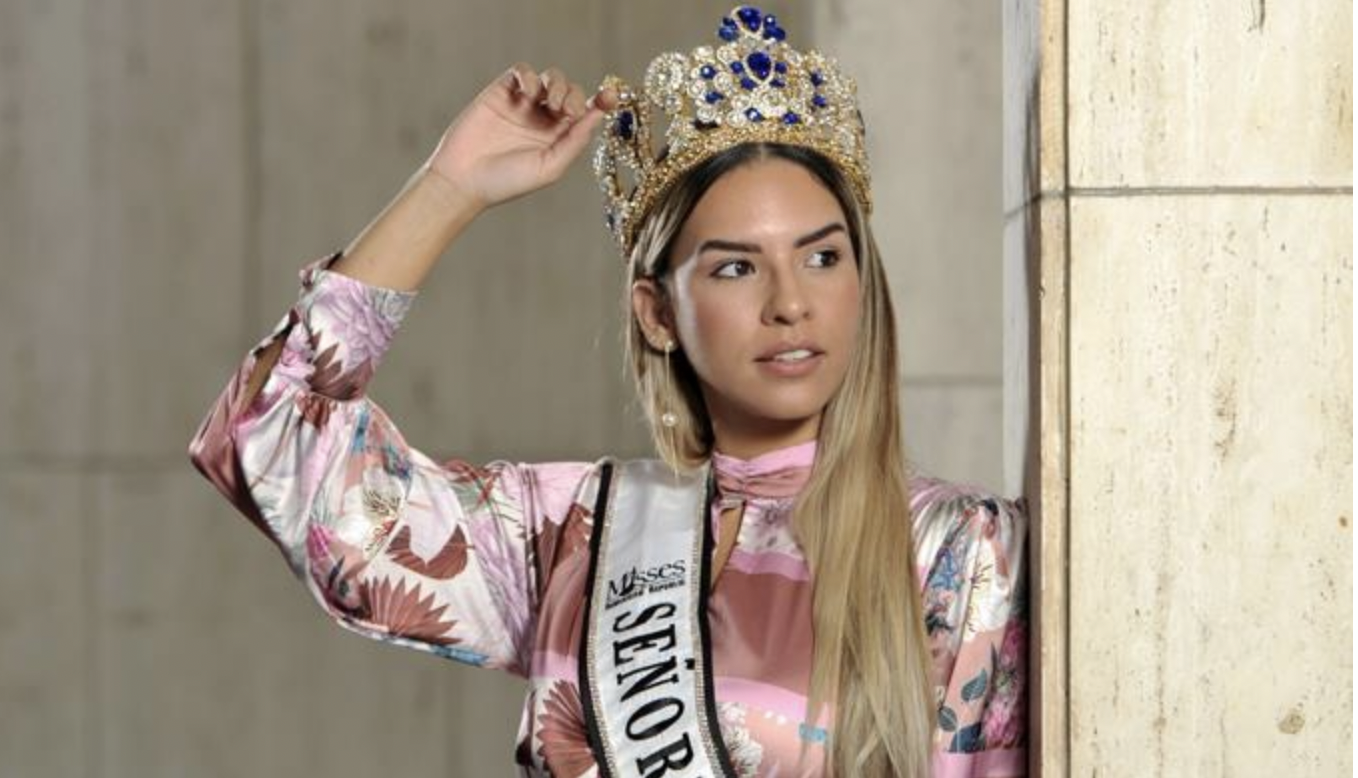 Dominican married woman wins Miss Santiago pageant title