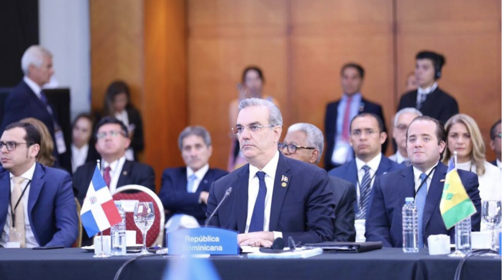 Luis-Abinader-CELAC-2-Presidencia-1024x571.png