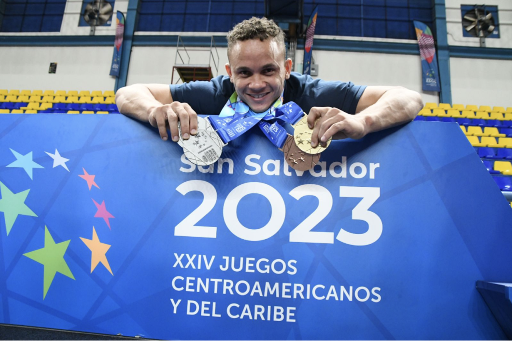 Gymnast Audrys Nin wins four medals in gymnastics in El Salvador games