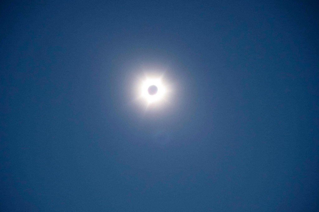 Eclipse-solar-Diario-Libre-1024x679.png