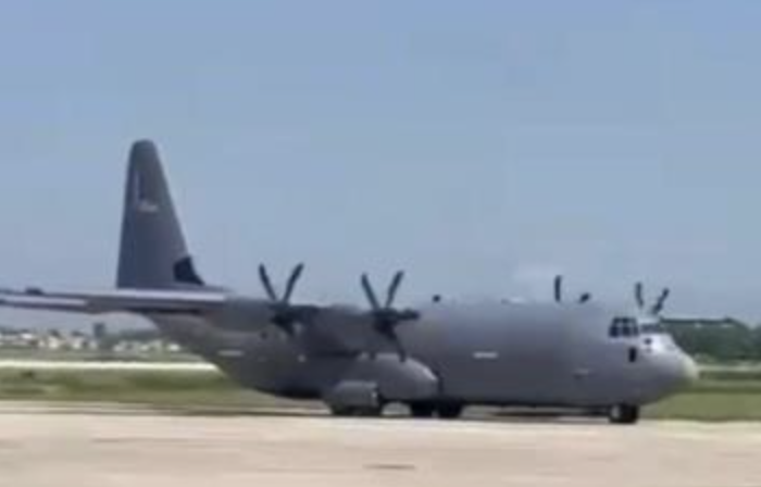 Avio-Militar-USA-aterriza-Haiti-Diario-Libre.png