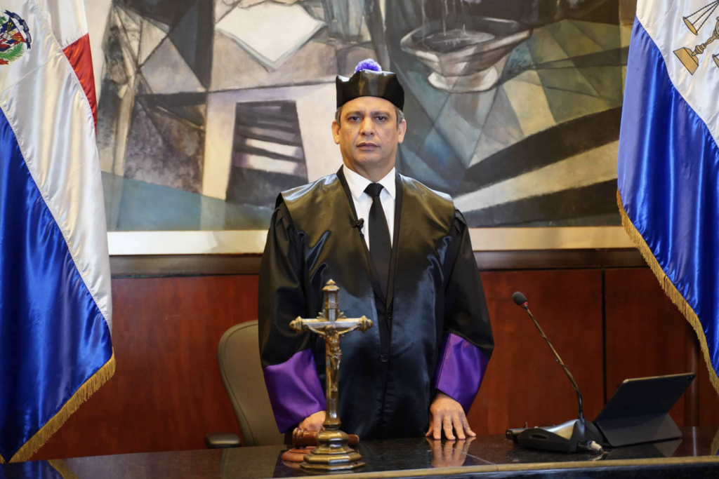 Henry-Molina-Diario-Libre-1024x683.png
