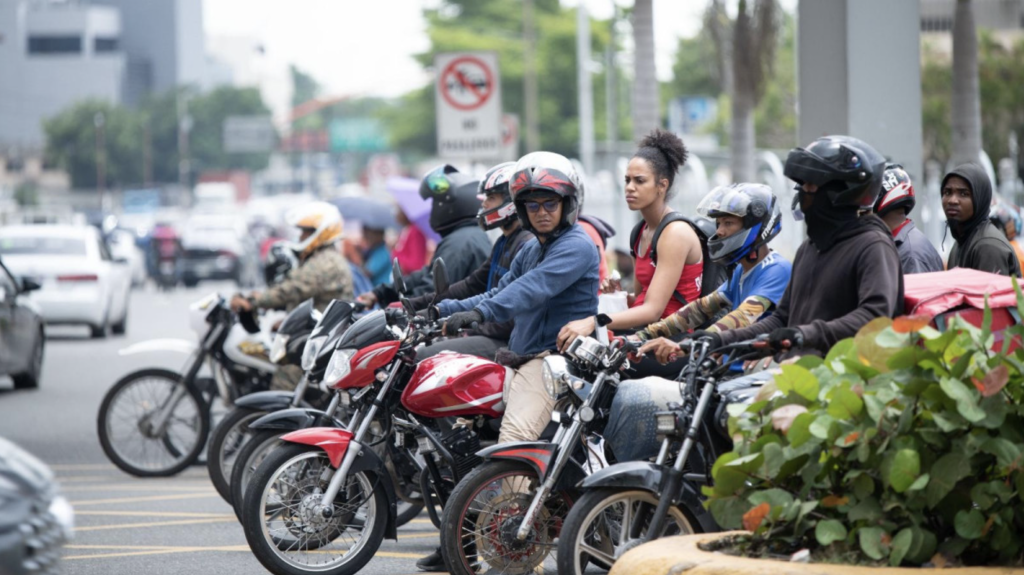 Motoristas-Listin-Diario-1024x575.png