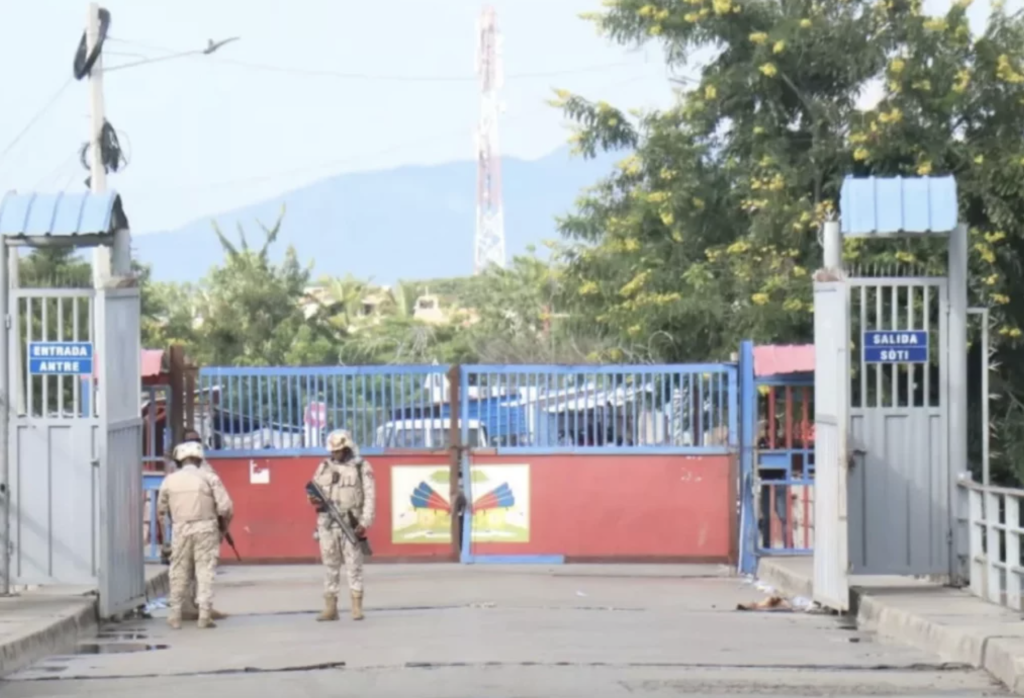 Haiti-prohibe-mercancia-ingrese-como-transito-RD-El-Dia-1024x698.png