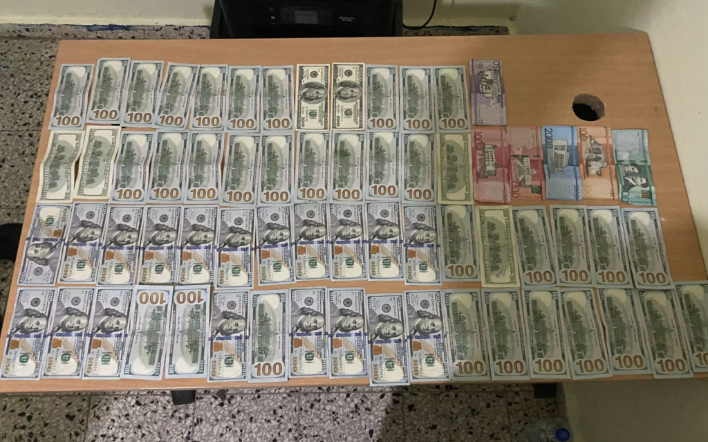 Arrestan-haitiano-en-posesion-dinero-robado-Noticias-SIN-1024x639.png