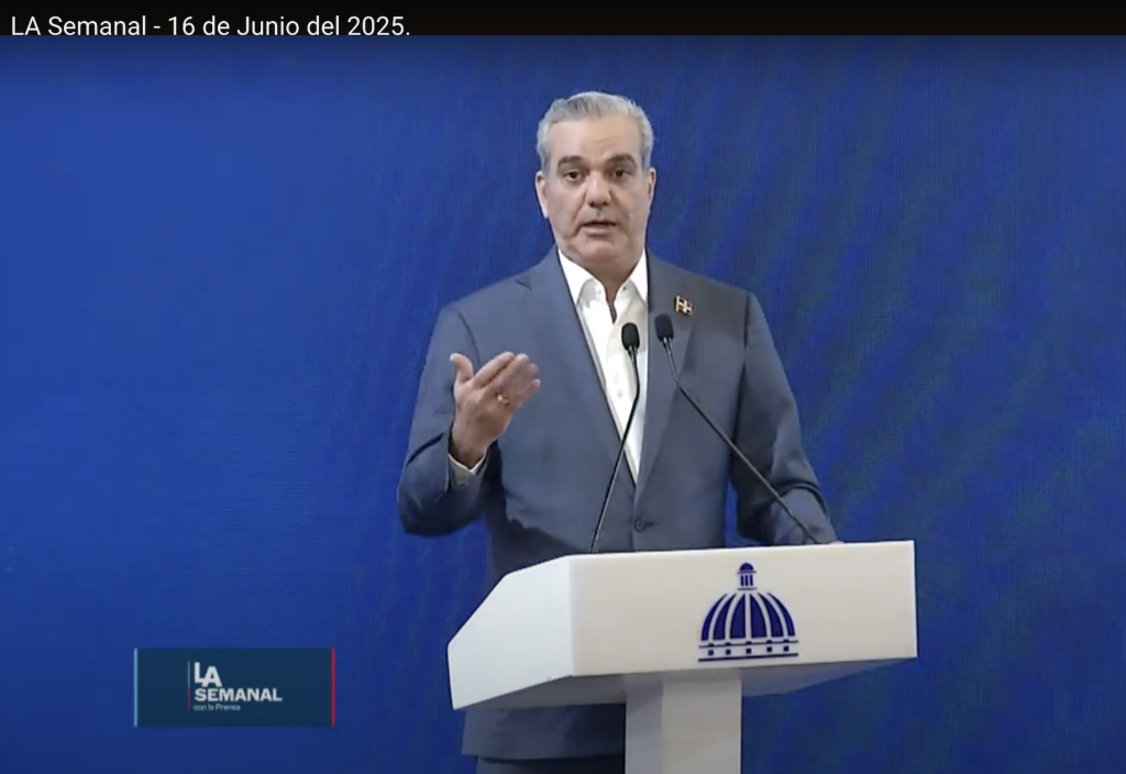 Luis-Abinader-La-Semanal-Portugal-Presidencia-1024x704.png