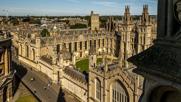 University-of-Oxford-Pixabay-e1606483728391.jpg
