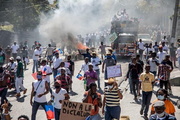 Protestas-en-Haiti-Listin-Diario-e1613482543673.jpeg