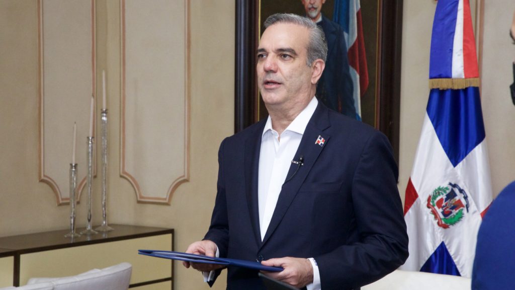 Luis-Abinader-credenciales-virtuales-Presidencia-1024x576.jpg