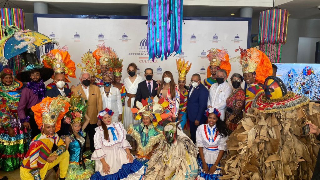 Santo Domingo Carnival parade 6 March 2022